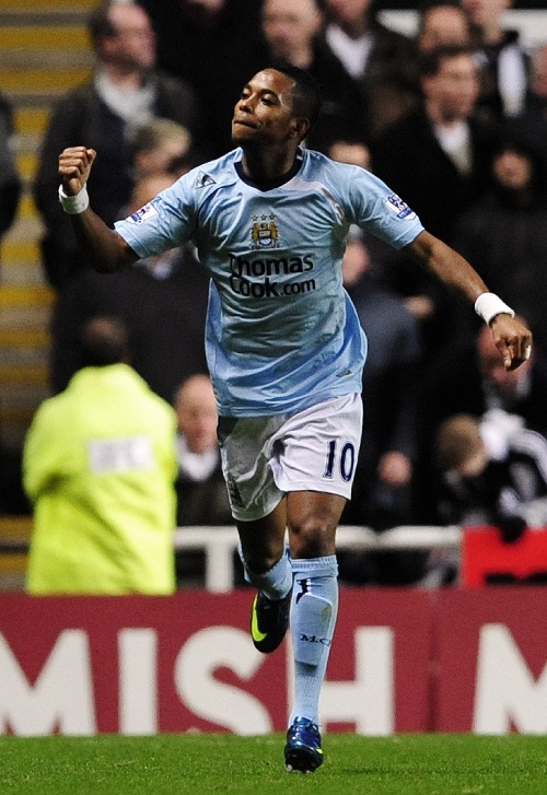 复盘米兰0-1被淘汰：射手隐身后场失准，没有魔笛红黑军团不会踢