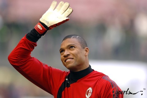 马德里城市的团体治疗：皇家马德里的困境与希望