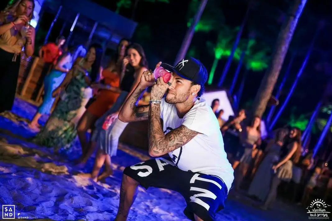 巴萨欧冠连续九场失球，追平最差零封纪录