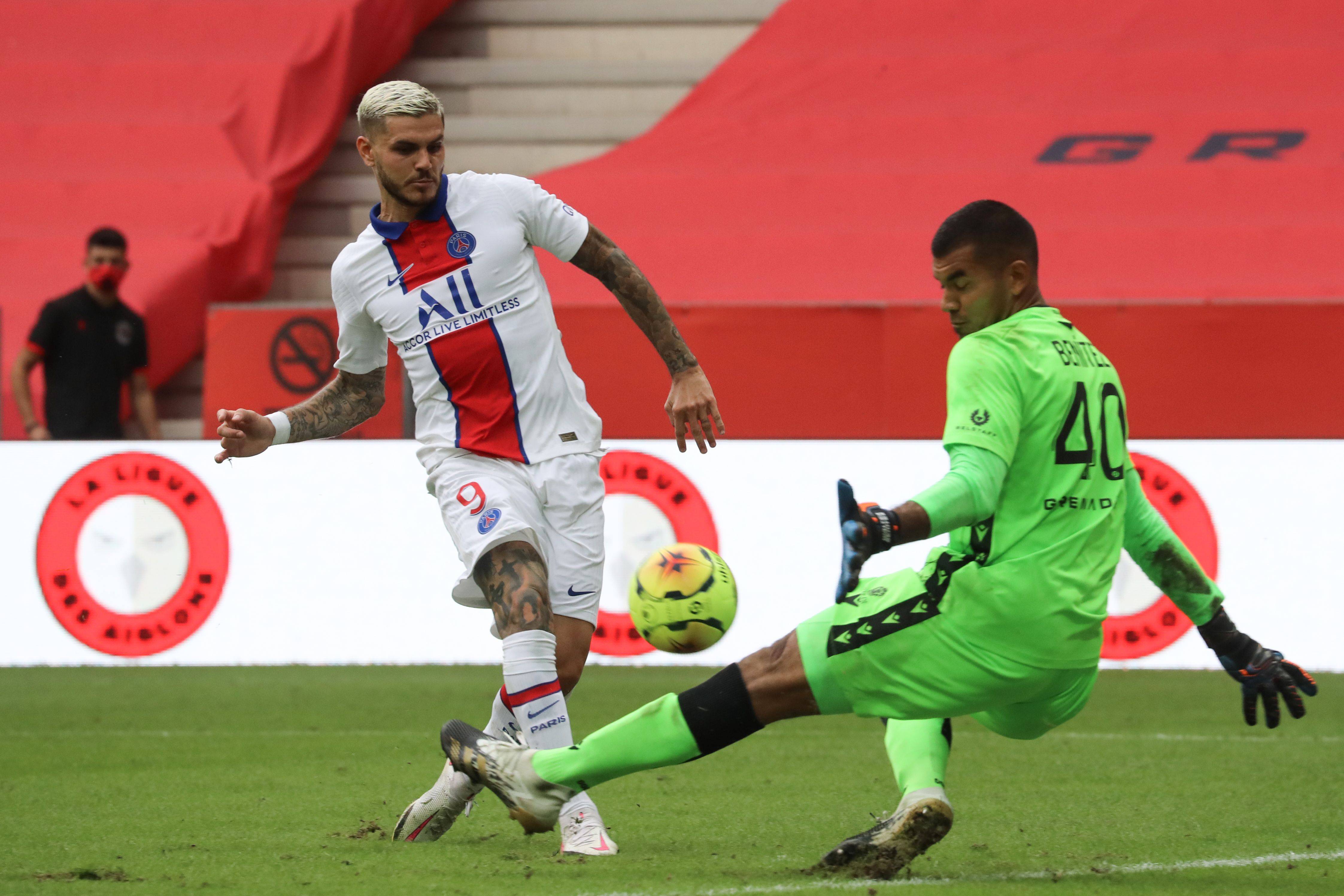 邮报：切尔西和皇马在关注穆里略，森林要价超过5500万镑