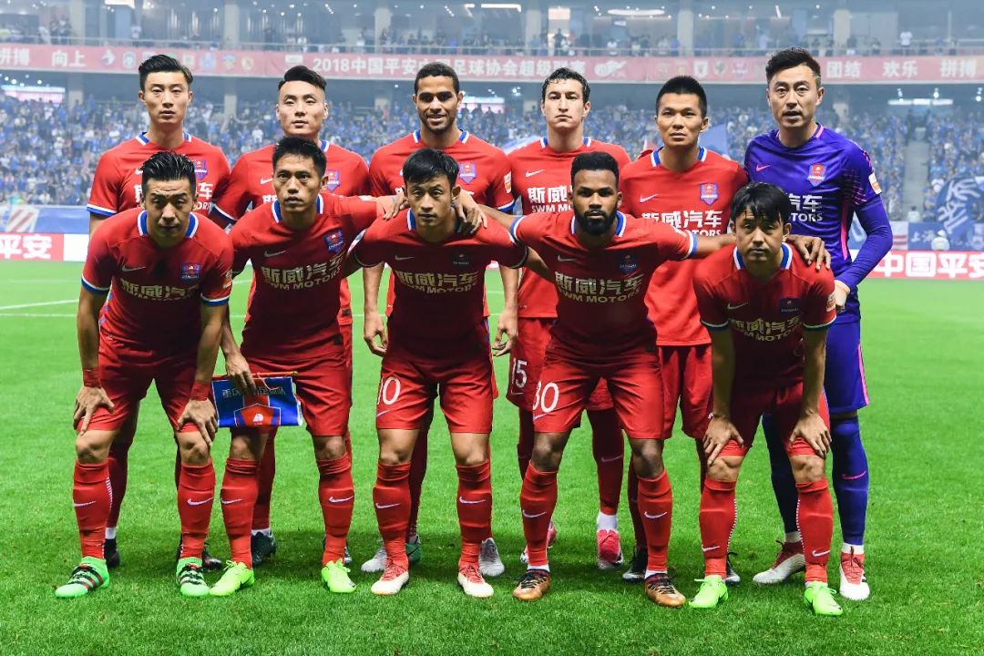 阿圭罗：阿根廷能赢2026世界杯；梅西是巴萨队史最重要的球员