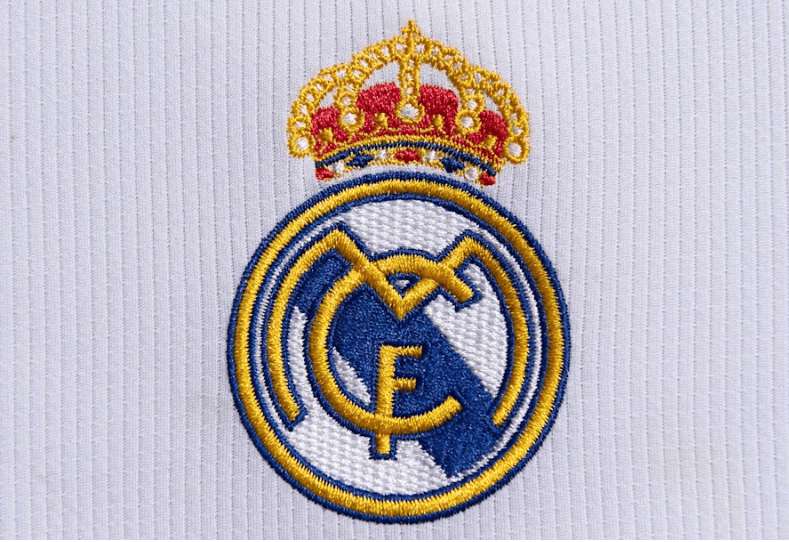 湖人vs独行侠首发：詹姆斯&东契奇大战浓眉&弗拉格